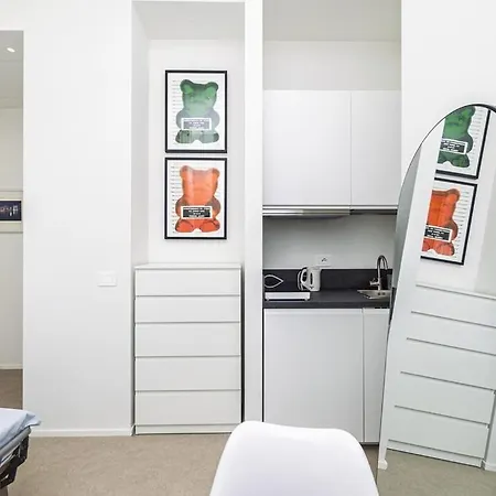 Apartment Ravenshore Mosalia Brackenel Hoofddorp